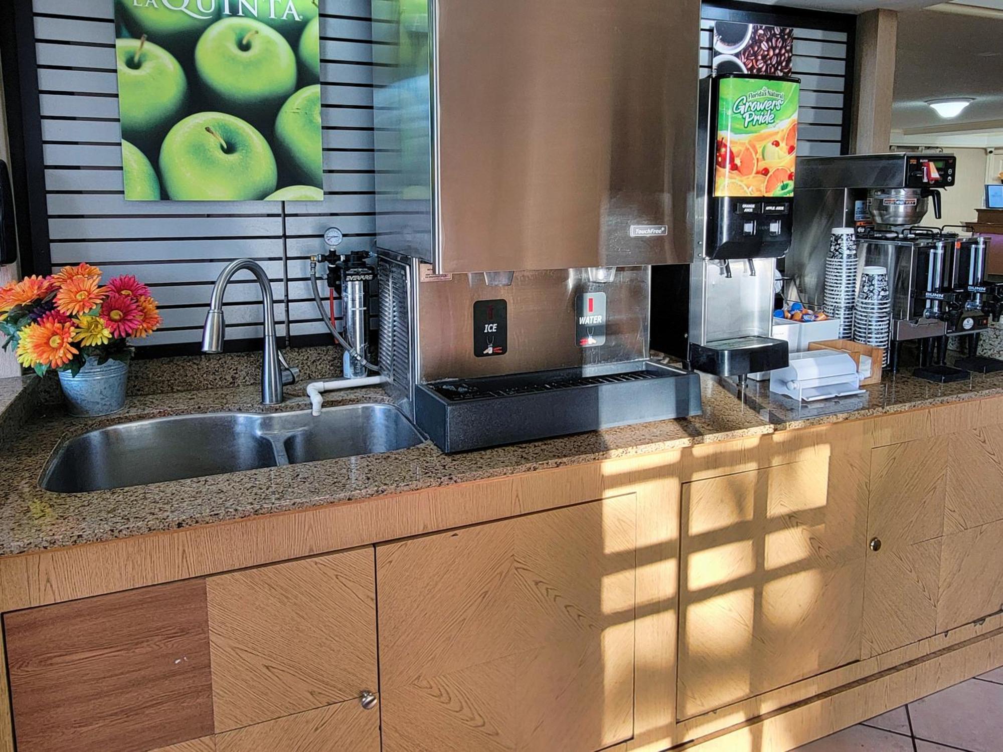 La Quinta Inn By Wyndham Amarillo West Medical Center Εξωτερικό φωτογραφία